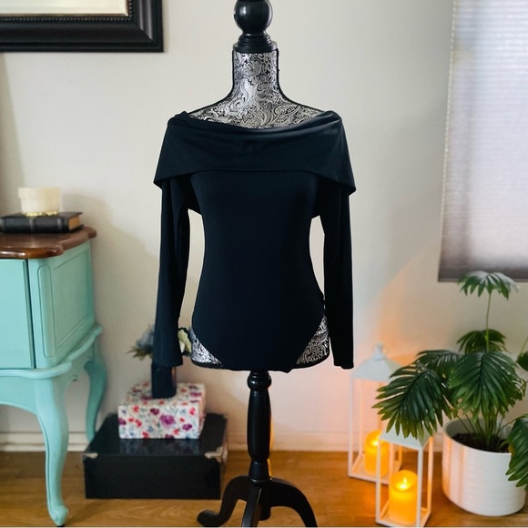NWT Alice + Olivia Elia Off The Shoulder Foldover Bodysuit Blouse Top Size L - Picture 8 of 15